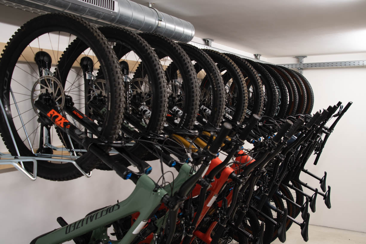 Ceiling Bike Rack vs Vertical Bike Rack – Steadyrack