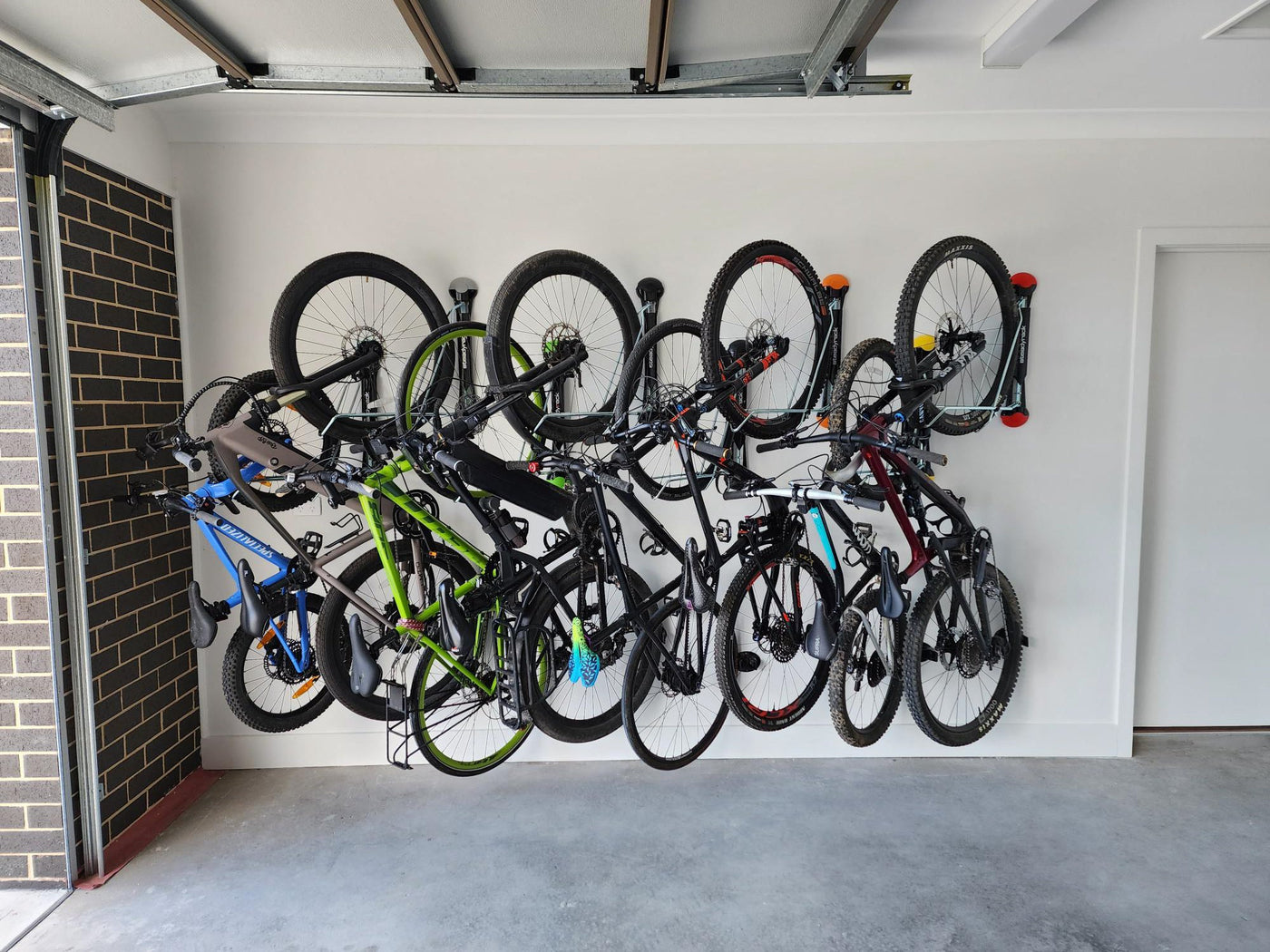 Bike wall rack