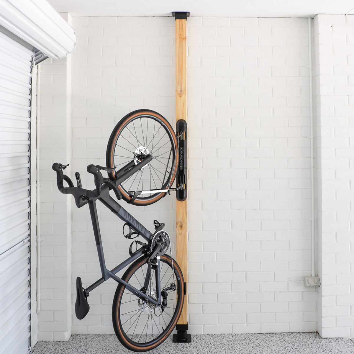 Portable Post Brackets – Steadyrack NA